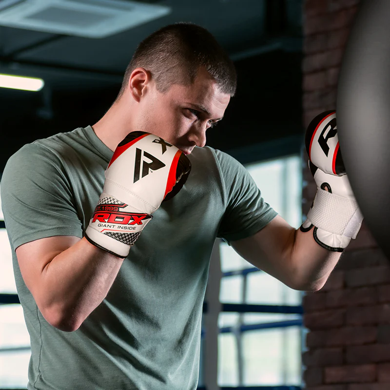 RDX 1R Guanti Boxe Da Borsa Rosso - Image 2