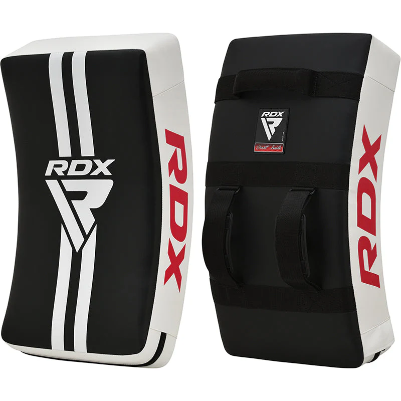 Scudo anti-calcio curvo RDX T1 con manici in nylon - Image 2
